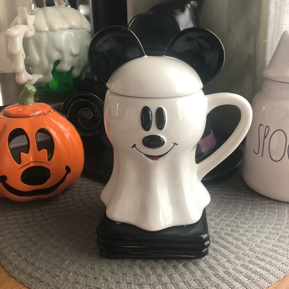 - 👻 Disney Mickey Mouse Halloween Ghost Mug 👻